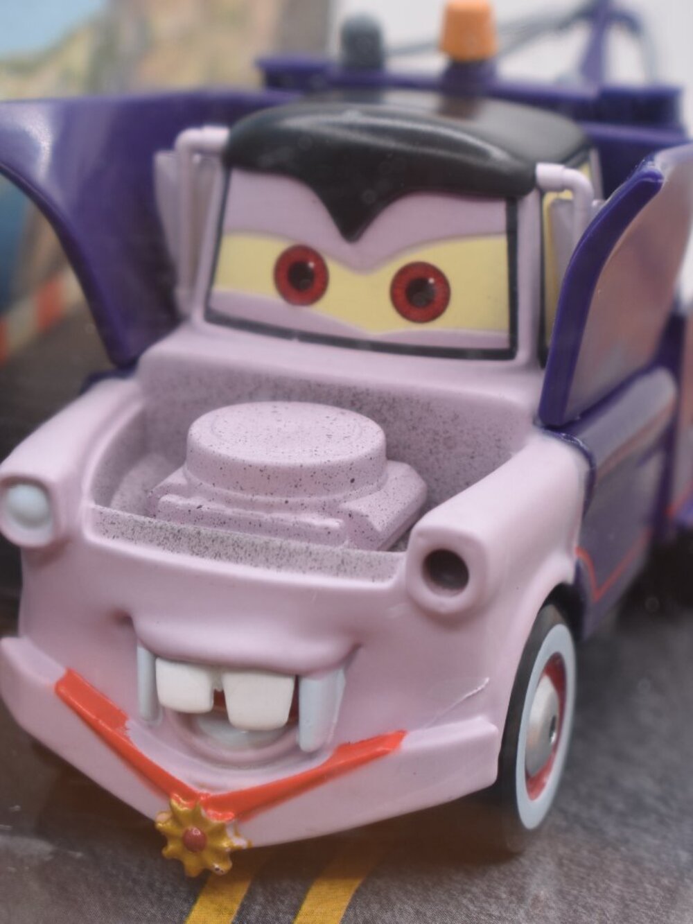Disney Pixar Cars 2 Diecast - DRACULA MATER in Collector Case NEW Sealed - Picture 7 of 9
